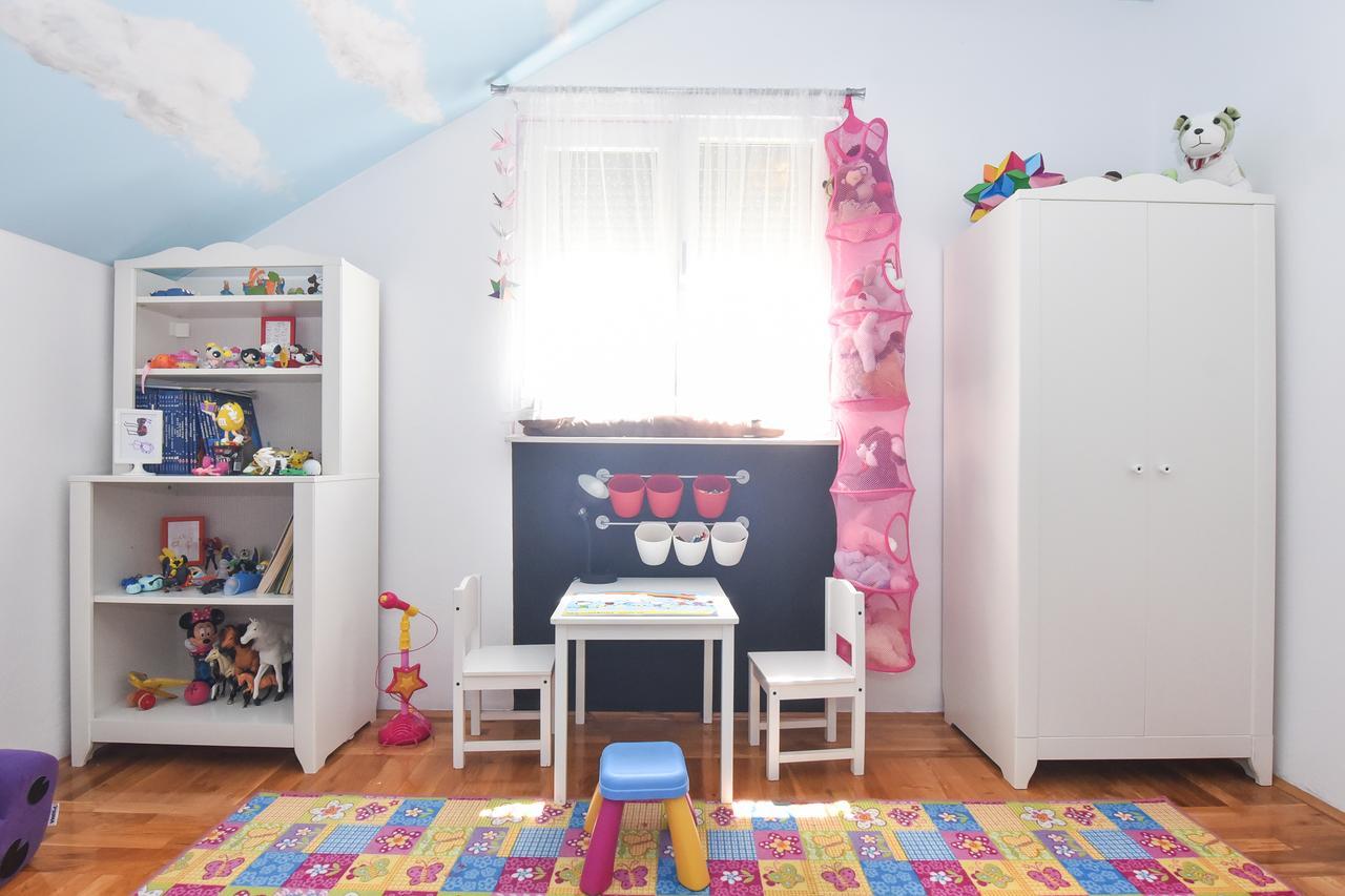 Apartment Larisa Gornji Karin Extérieur photo
